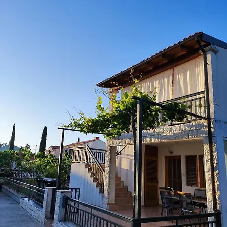 Apartman Petra Апартаменты